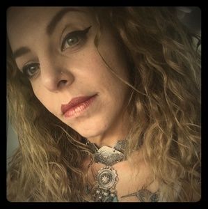 Meet your Posher, Genynico